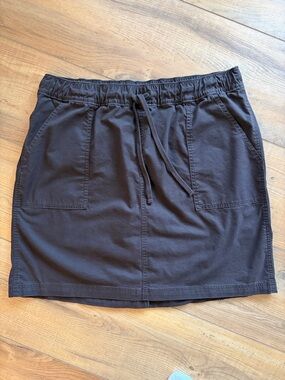 Duluth Trading Co. Women's Dark Brown Skort
